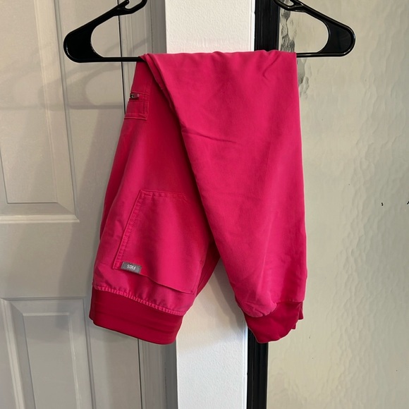 Figs Women's Pants in Bright Pink - Picture 1 of 3